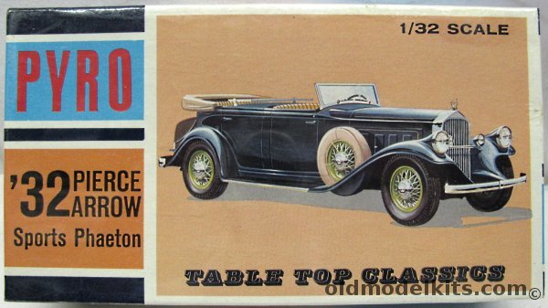 Pyro 1/32 1932 Pierce Arrow Phaeton, C339-79 plastic model kit